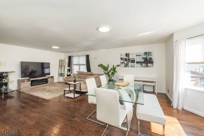 543-545 Livingston St, Elizabeth City, NJ 07206