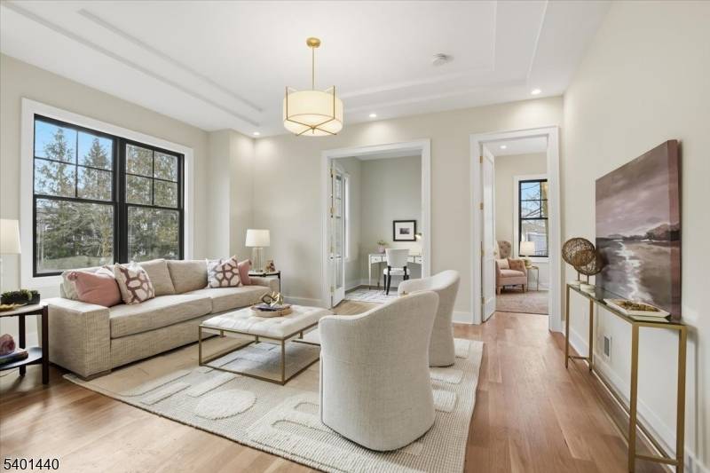 336 Fairmount Ave, Chatham Twp., NJ 07928