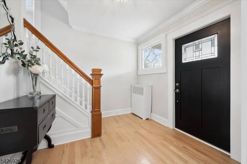 202 N Bridge St, Somerville Boro, NJ 08876