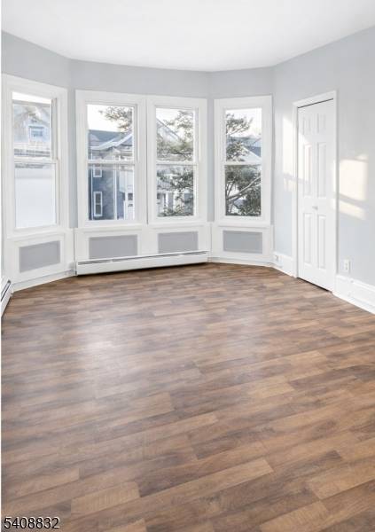 711 E 18Th St, Paterson City, NJ 07501