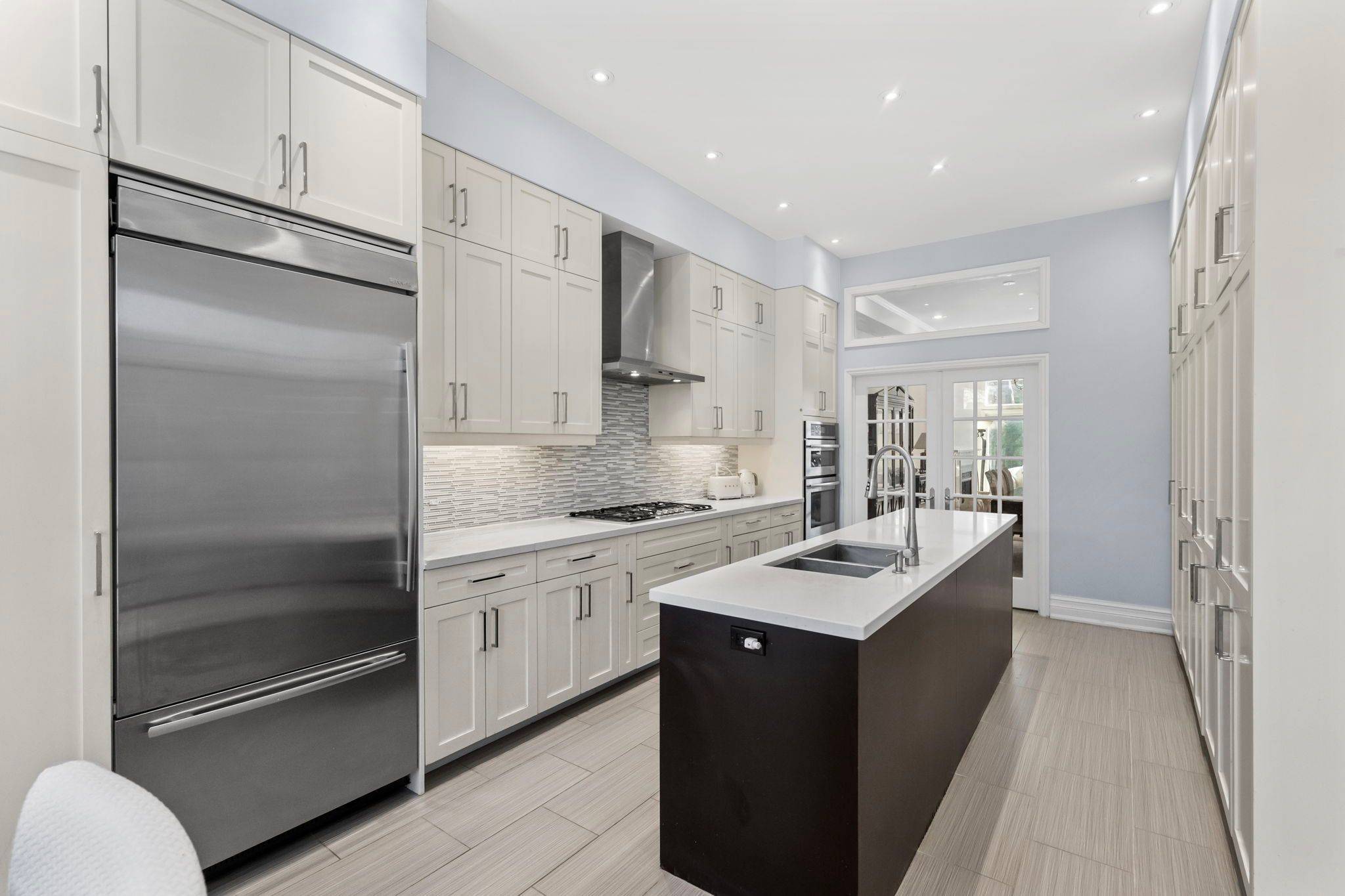 75 Falcon ST, Toronto C10, ON M4S 2P4