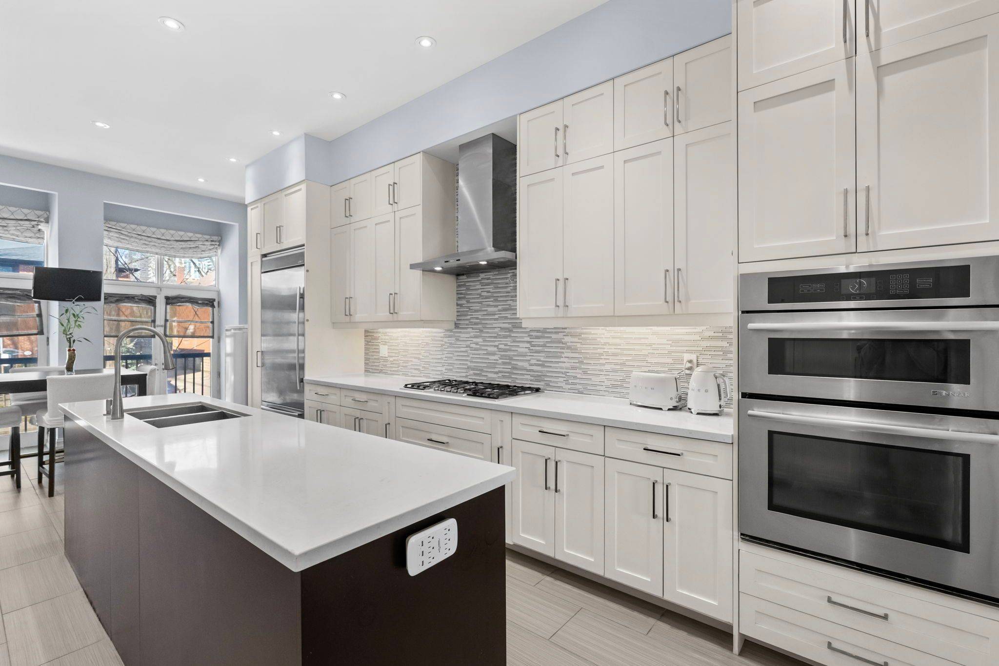 75 Falcon ST, Toronto C10, ON M4S 2P4