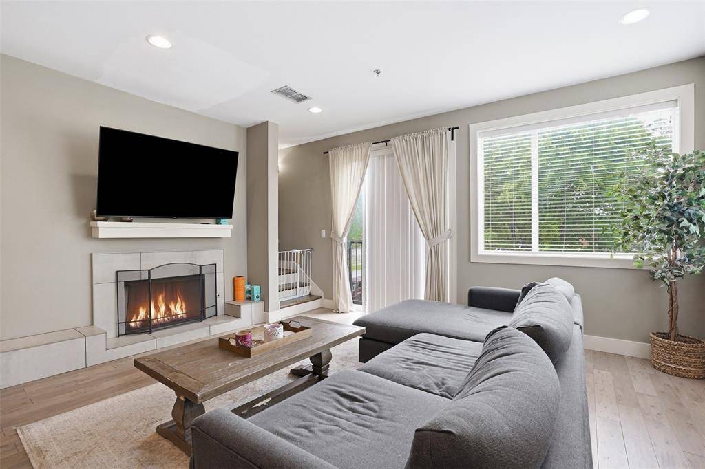 1320 May Street #214, Fort Worth, TX 76104