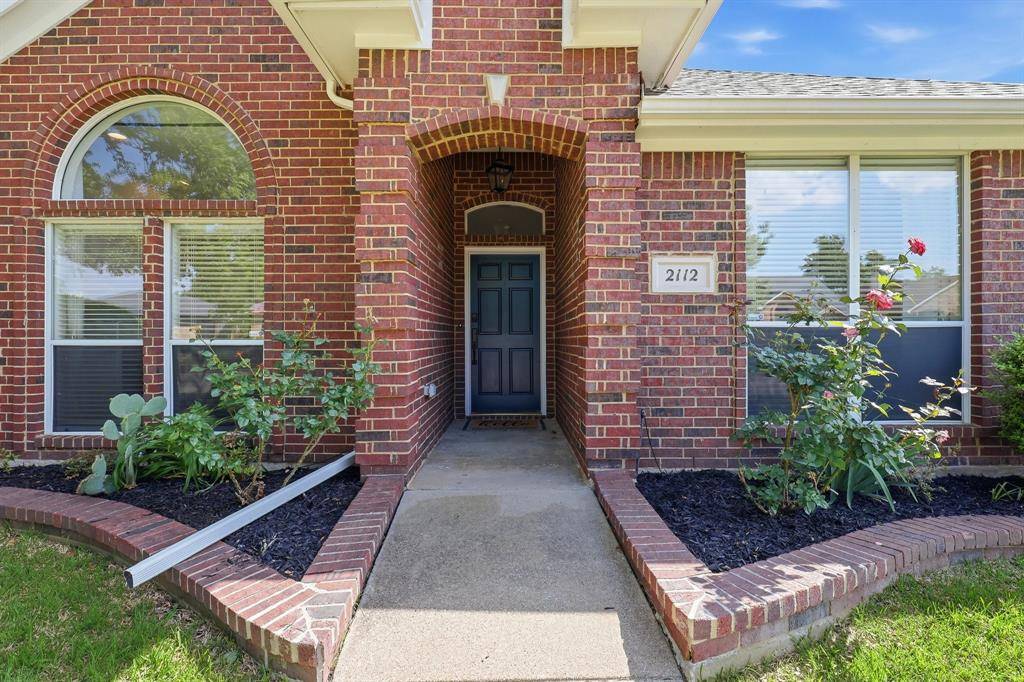 2112 Greenview Drive, Carrollton, TX 75010