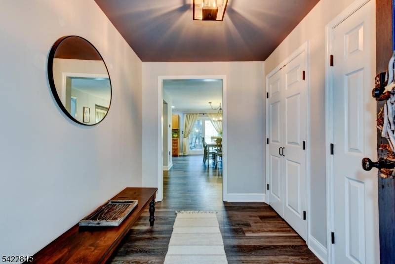 9 Zion Rd, East Amwell Twp., NJ 08525