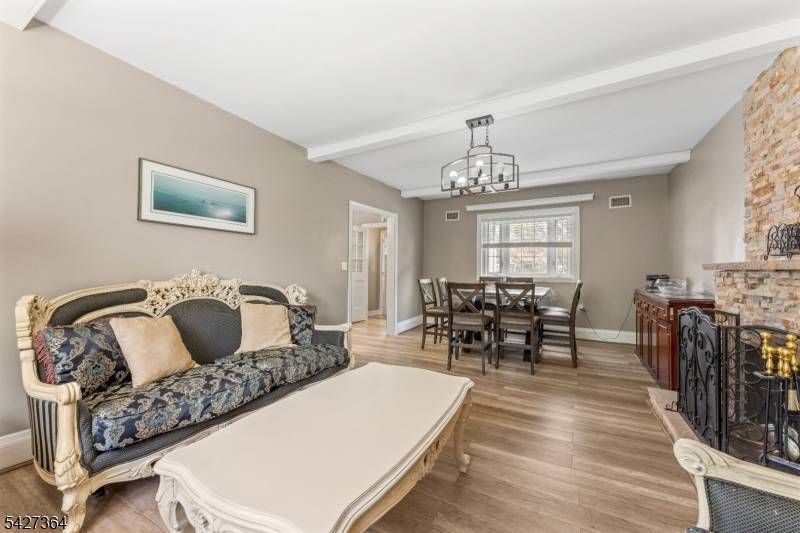 15 Putnam Pl, Clifton City, NJ 07011