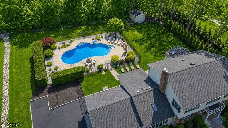 112 Urban Club Rd, Wayne Twp., NJ 07470