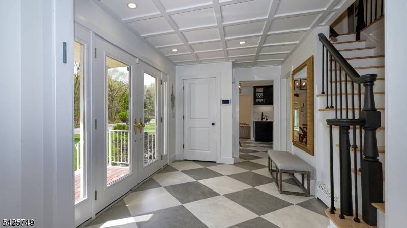 112 Urban Club Rd, Wayne Twp., NJ 07470