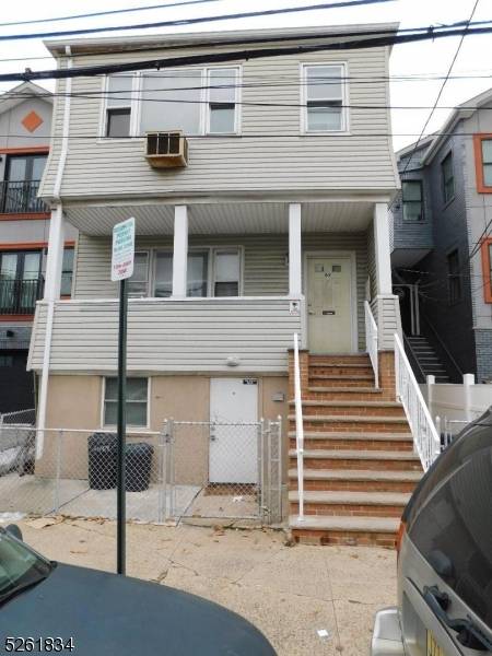 65 W 19Th St #1, Bayonne City, NJ 07002