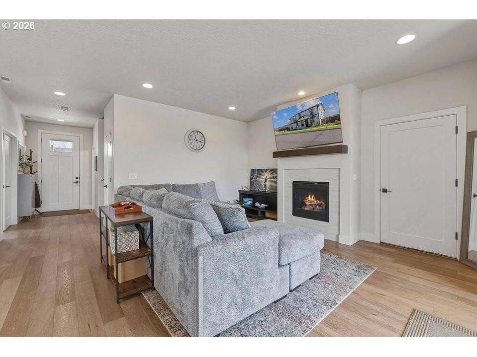 1008 NE WHISTLE WAY, Prineville, OR 97754