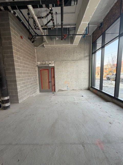 1718 Bayview AVE #3, Toronto C10, ON M4G 3C4