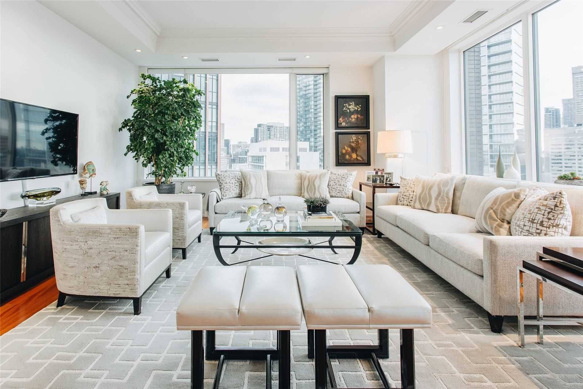 88 Davenport RD #1602, Toronto C02, ON M5R 0A5