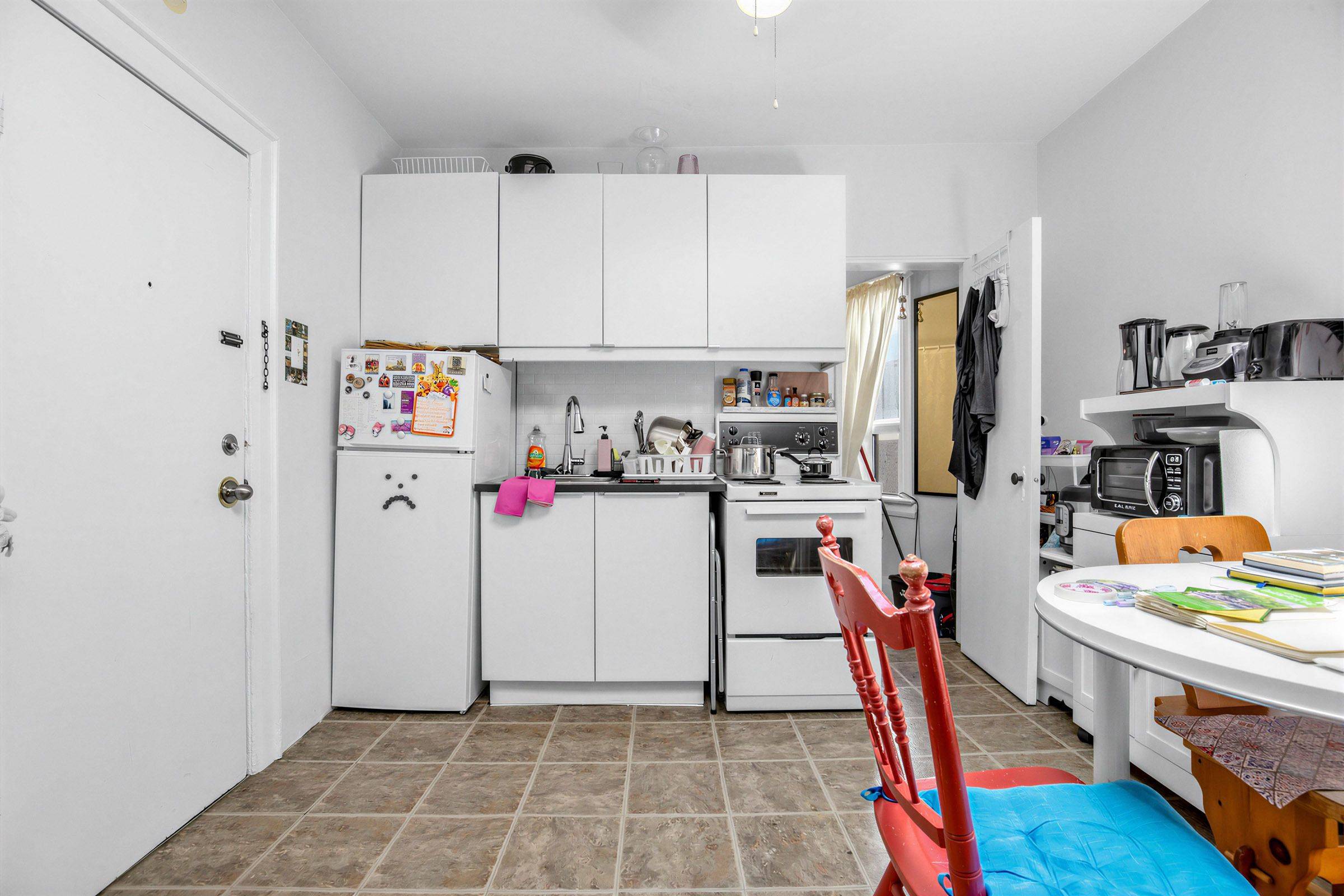 1378 Bathurst ST, Toronto C02, ON M5R 3J1