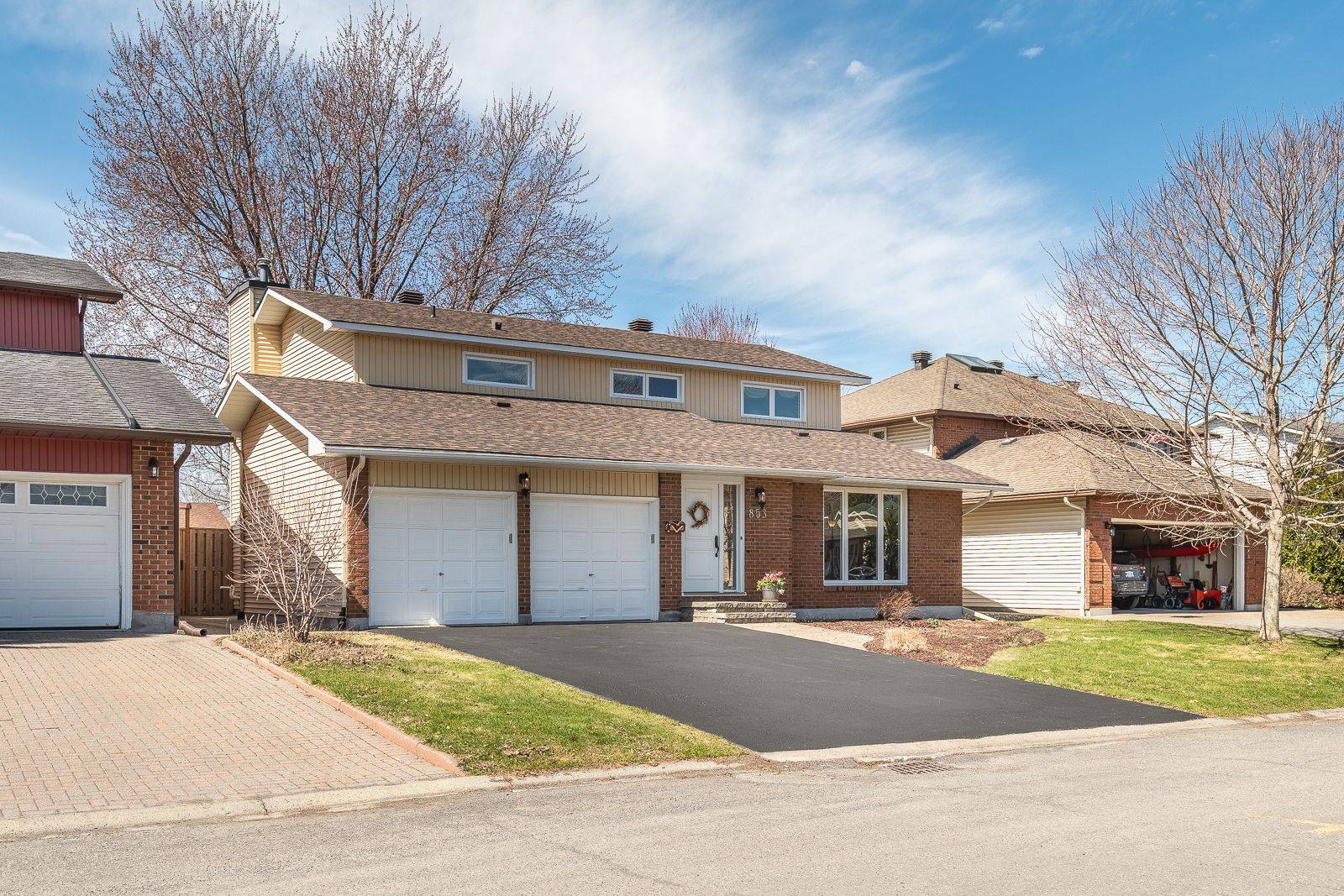 853 ACADIAN GDNS, Orleans - Convent Glen And Area, ON K1C 2V7