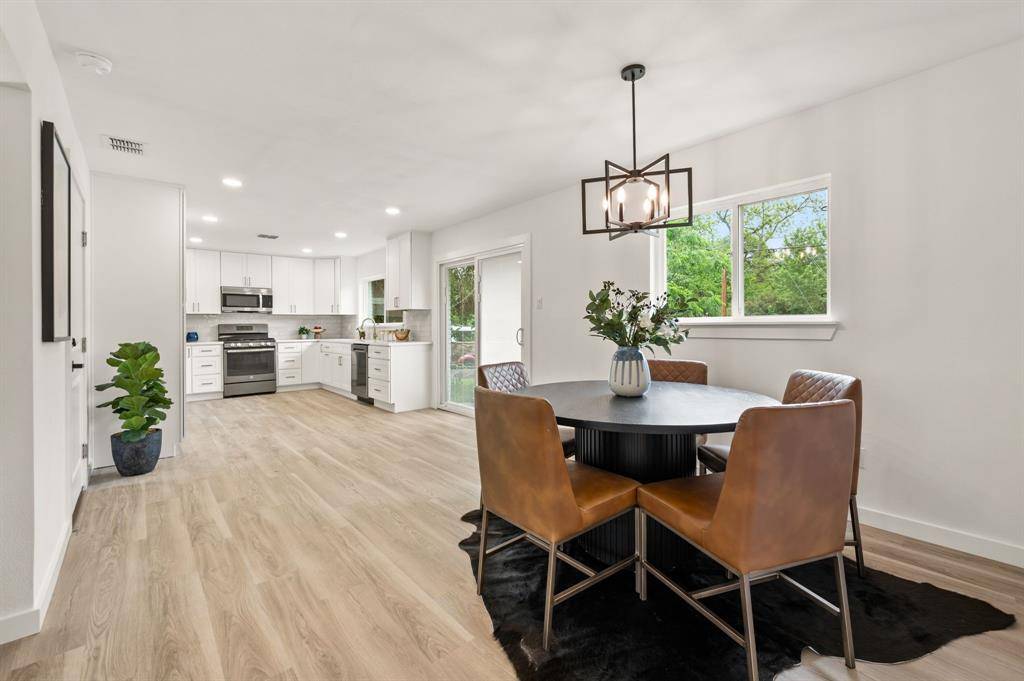 716 Norwood Drive, Hurst, TX 76053