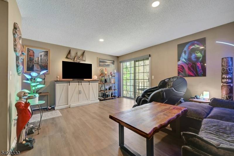 111 Raintree Ln #111, Mahwah Twp., NJ 07430