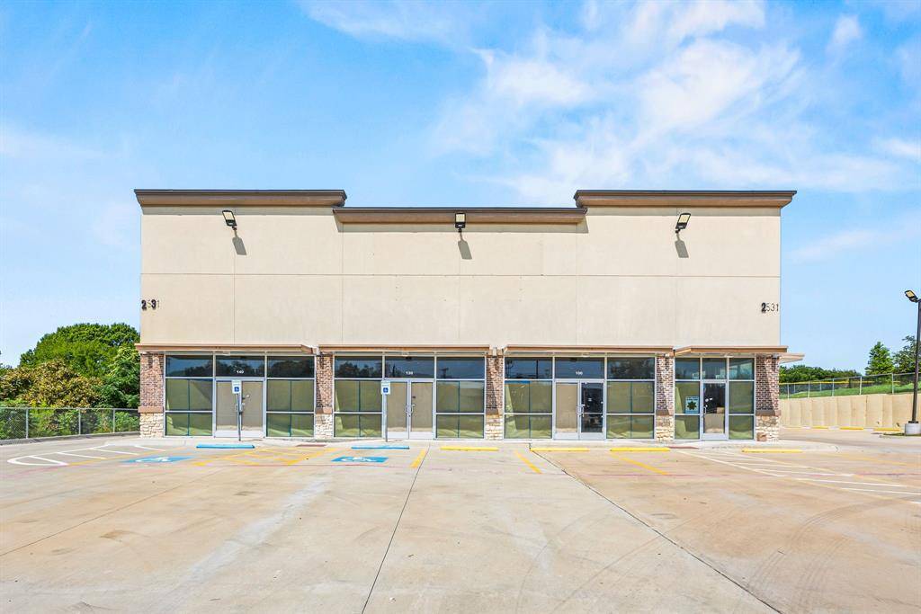 2531 W LEDBETTER Drive W, Dallas, TX 75233