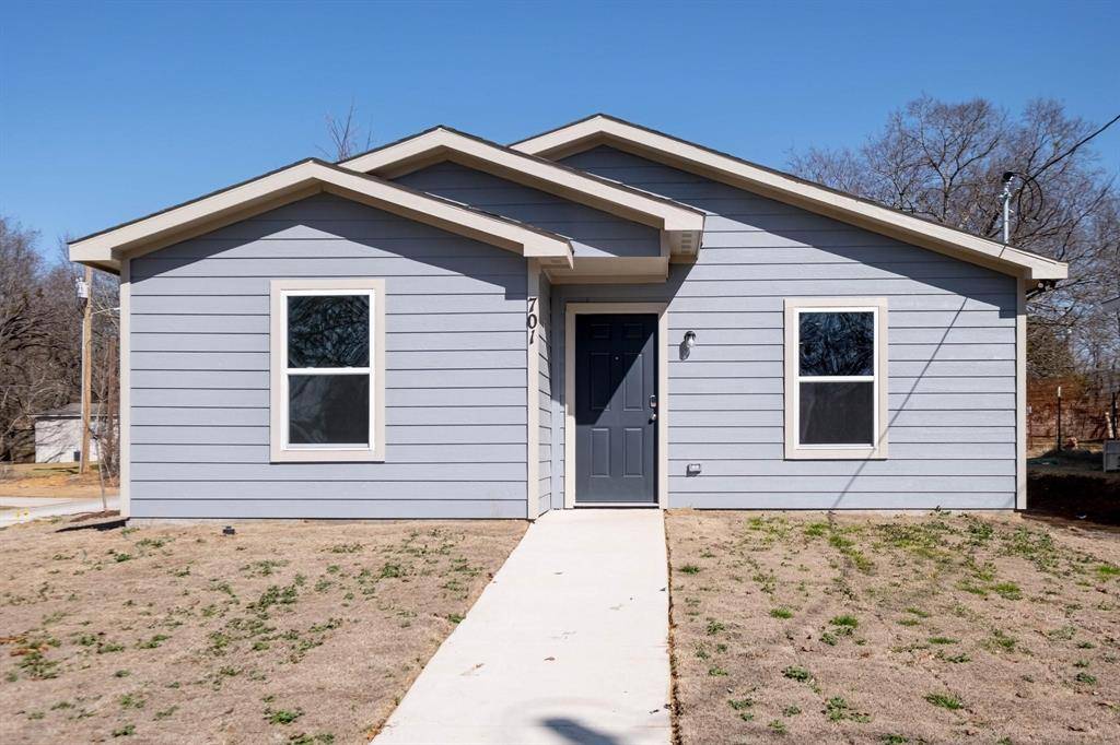 701 E Hanna Street, Denison, TX 75021