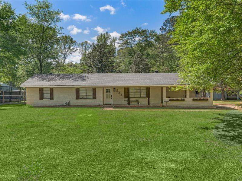 533 W Mckinley Avenue, Haughton, LA 71037