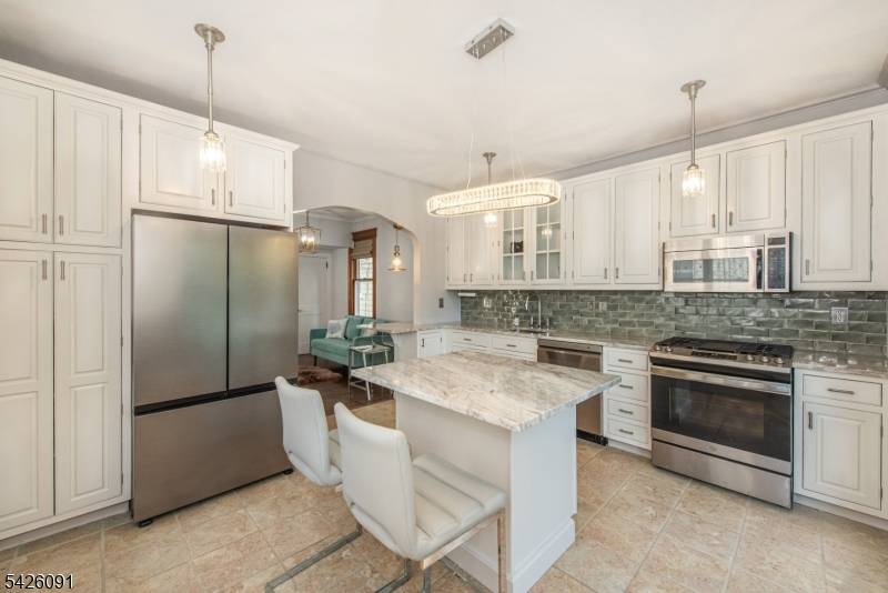 23 44Th St, Maplewood Twp., NJ 07040