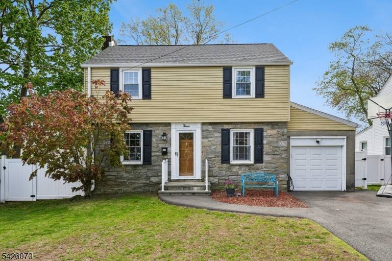 4 Greenwood Ave, West Orange Twp., NJ 07052