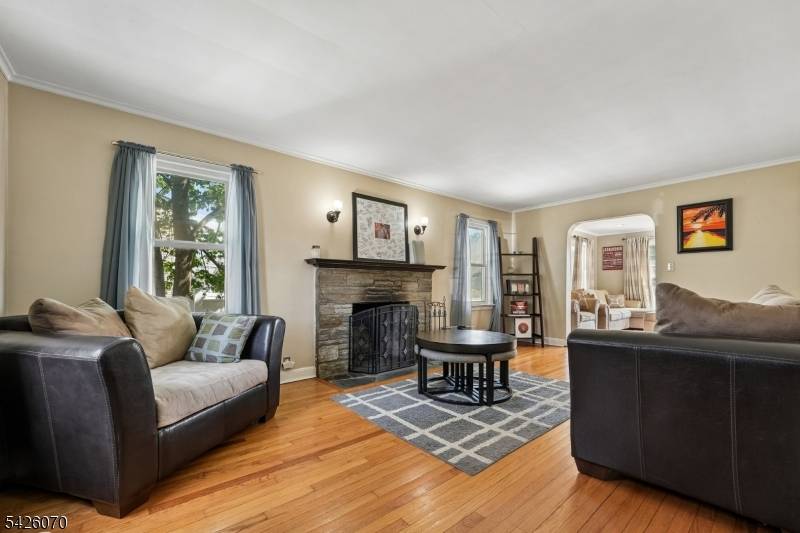 4 Greenwood Ave, West Orange Twp., NJ 07052