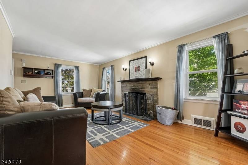 4 Greenwood Ave, West Orange Twp., NJ 07052