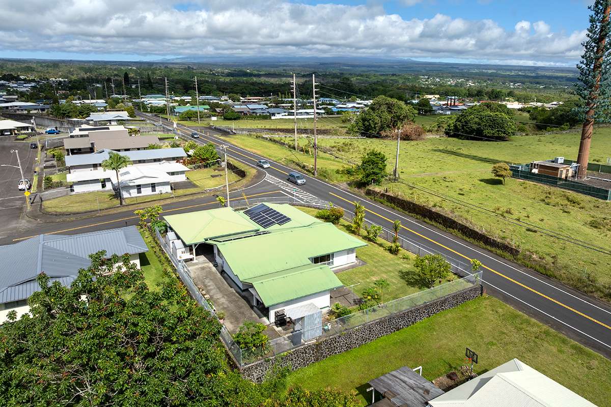 1361 KIKAHA ST, Hilo, HI 96720