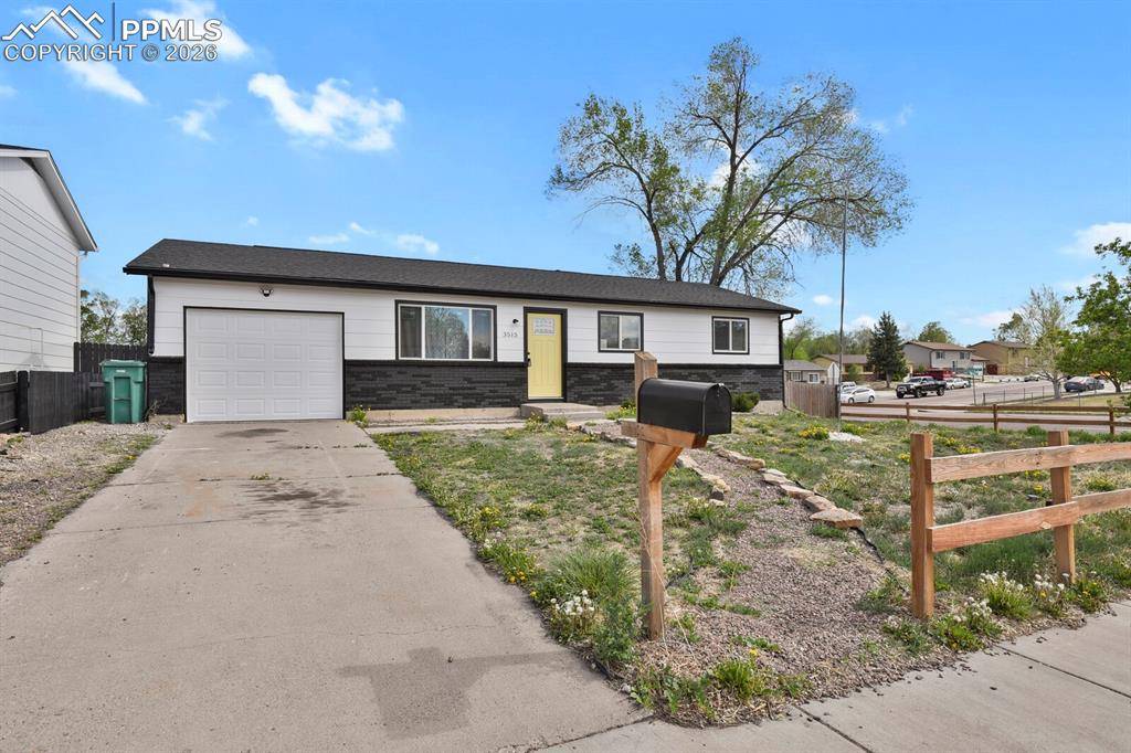 3515 Darkwood PL, Colorado Springs, CO 80910
