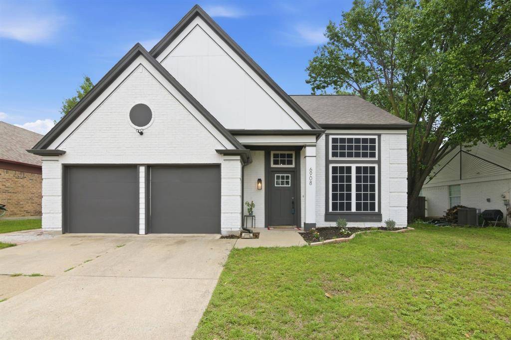 6908 Quail Meadow Drive, Watauga, TX 76148