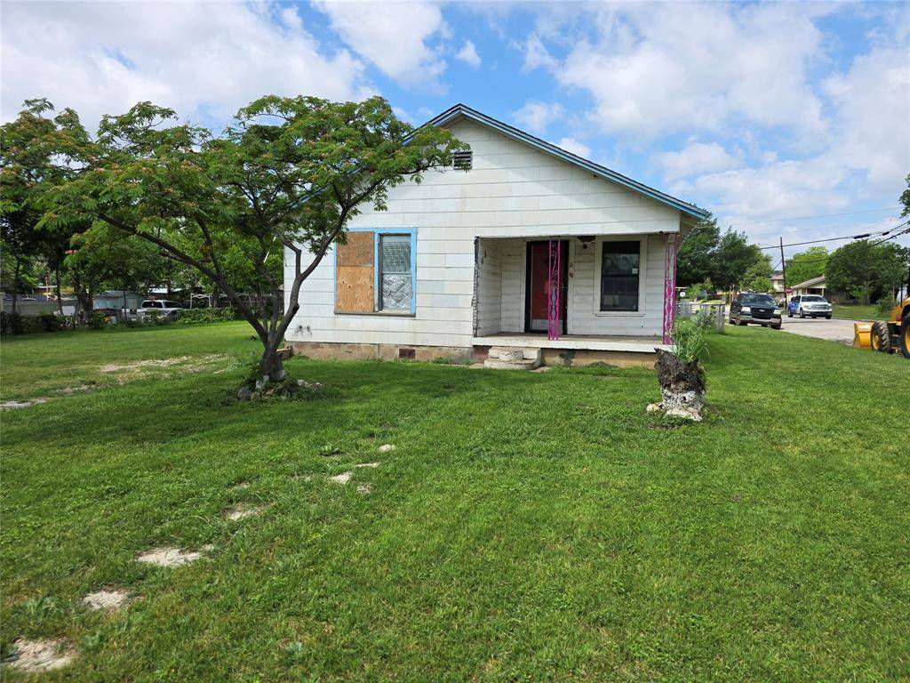 3700 S Main Street, Fort Worth, TX 76110