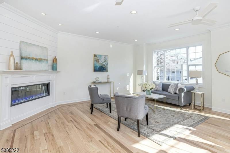 484 4TH AVE #9, Garwood Boro, NJ 07027
