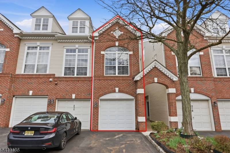 212 Swanstrom Pl, Union Twp., NJ 07083