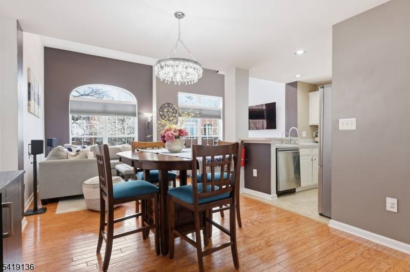 212 Swanstrom Pl, Union Twp., NJ 07083