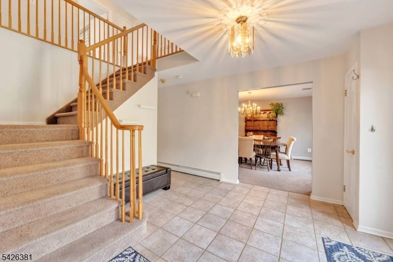 27 Sherbrook Dr, Rockaway Twp., NJ 07866