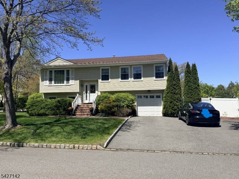 900 Sioux Ave, Parsippany-troy Hills Twp., NJ 07034