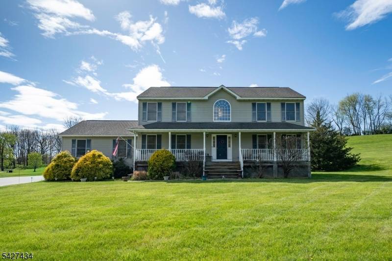9 Carriage Ln, Hardyston Twp., NJ 07419
