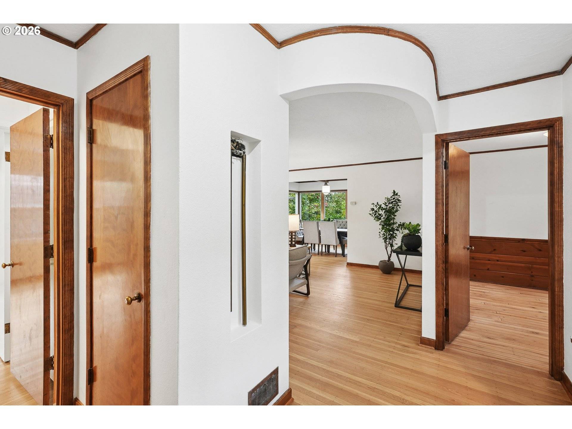 7250 SW CANYON RD, Portland, OR 97225