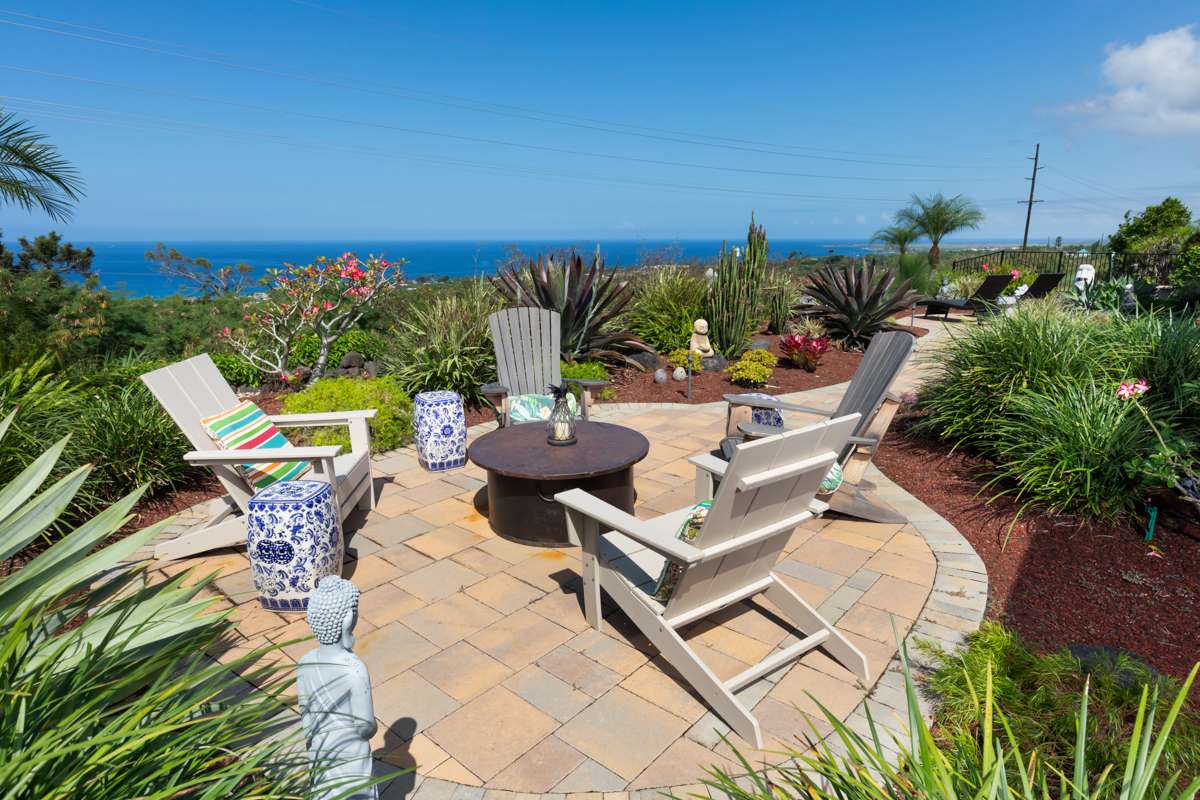 76-141 KAMEHAMALU ST, Kailua Kona, HI 96740