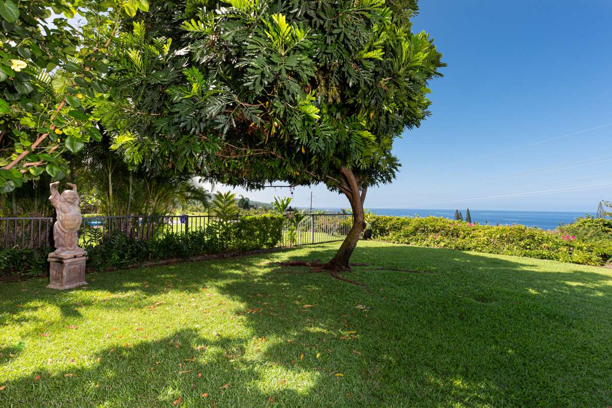 76-141 KAMEHAMALU ST, Kailua Kona, HI 96740