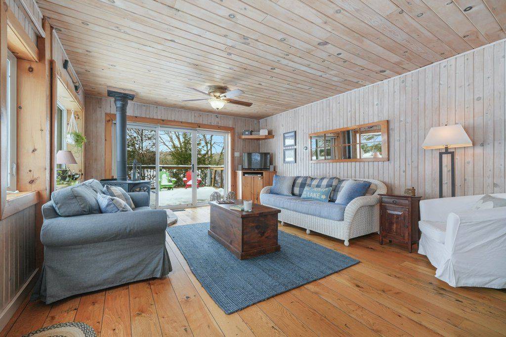 10A Jordan LN, Seguin, ON P2A 0B2