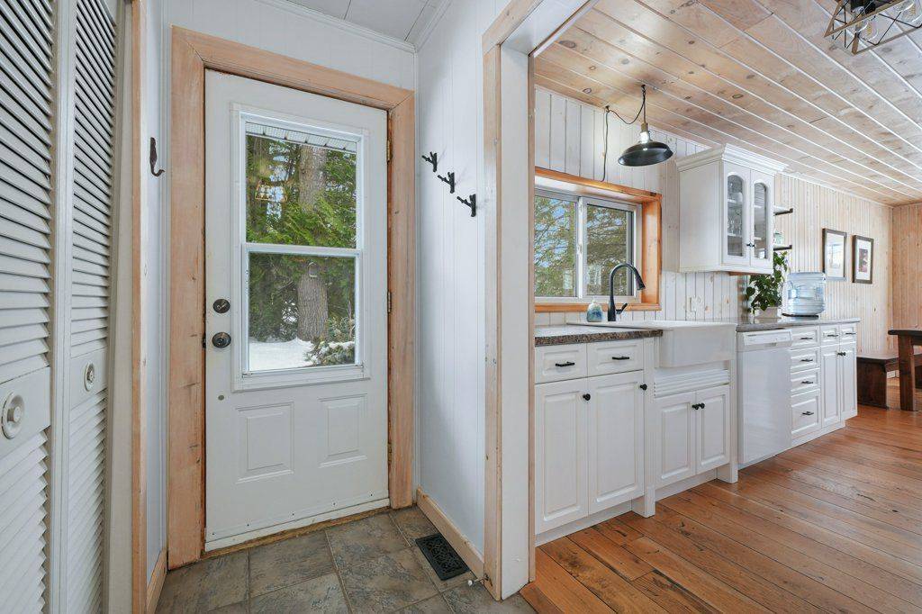 10A Jordan LN, Seguin, ON P2A 0B2