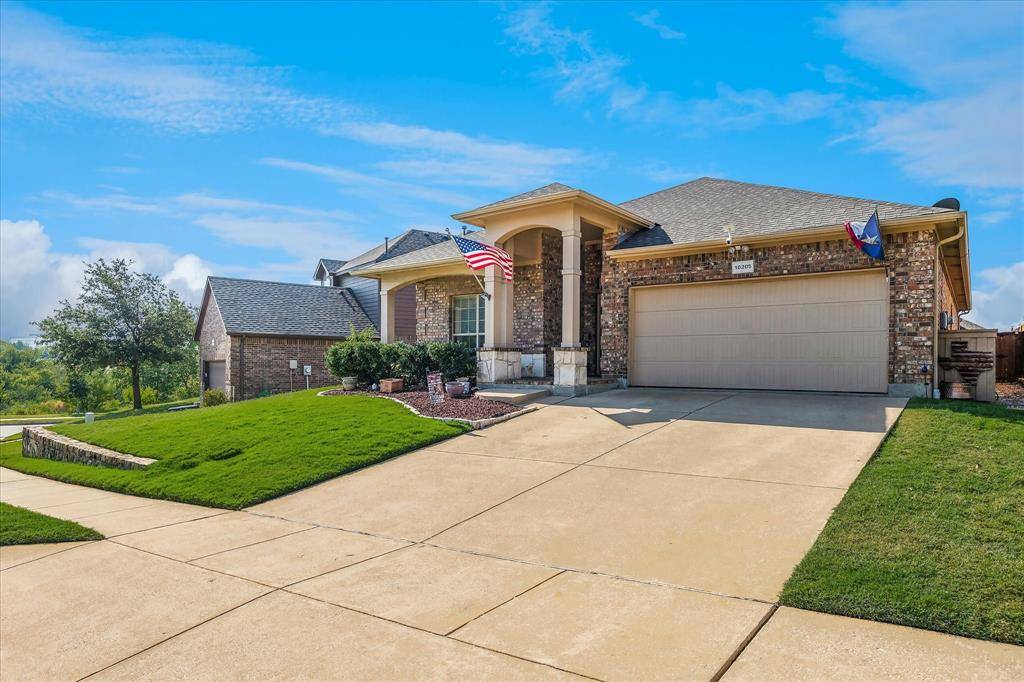 10205 Point Lobos Trail, Fort Worth, TX 76177