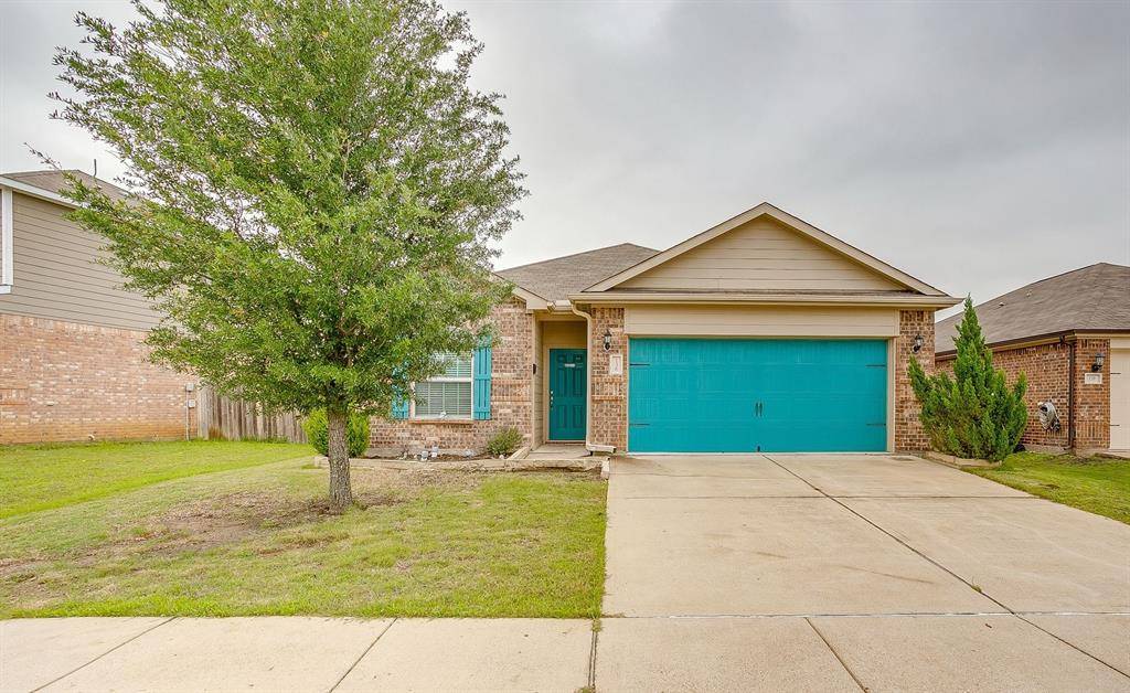 136 Kennedy Drive, Venus, TX 76084