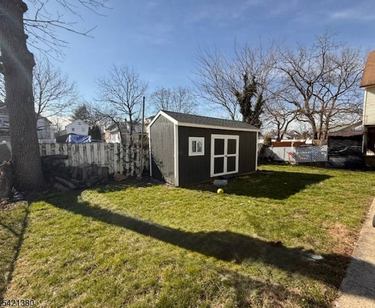 27-29 Fisher Ave, Bound Brook Boro, NJ 08805