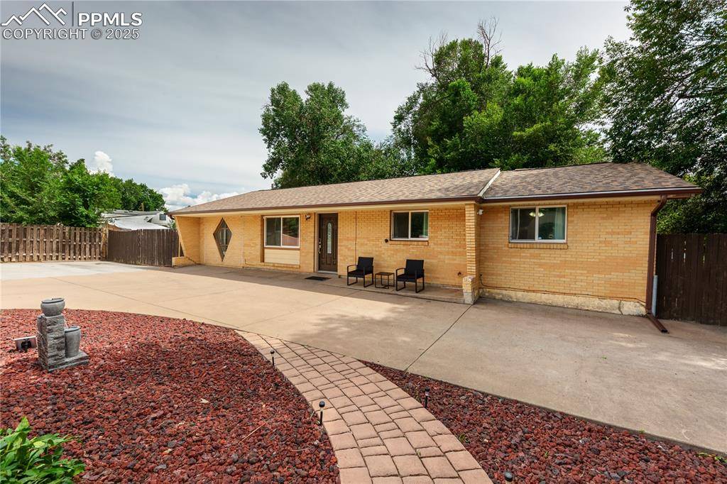 2205 Airport RD, Colorado Springs, CO 80910