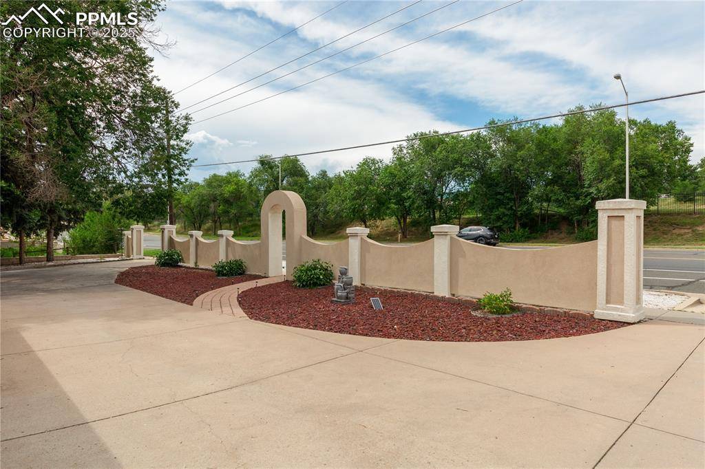 2205 Airport RD, Colorado Springs, CO 80910