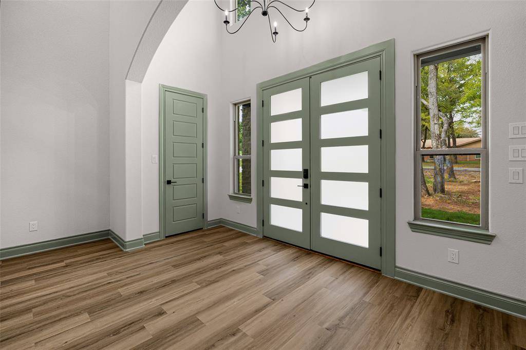 9703 Rosalie Court, Granbury, TX 76049