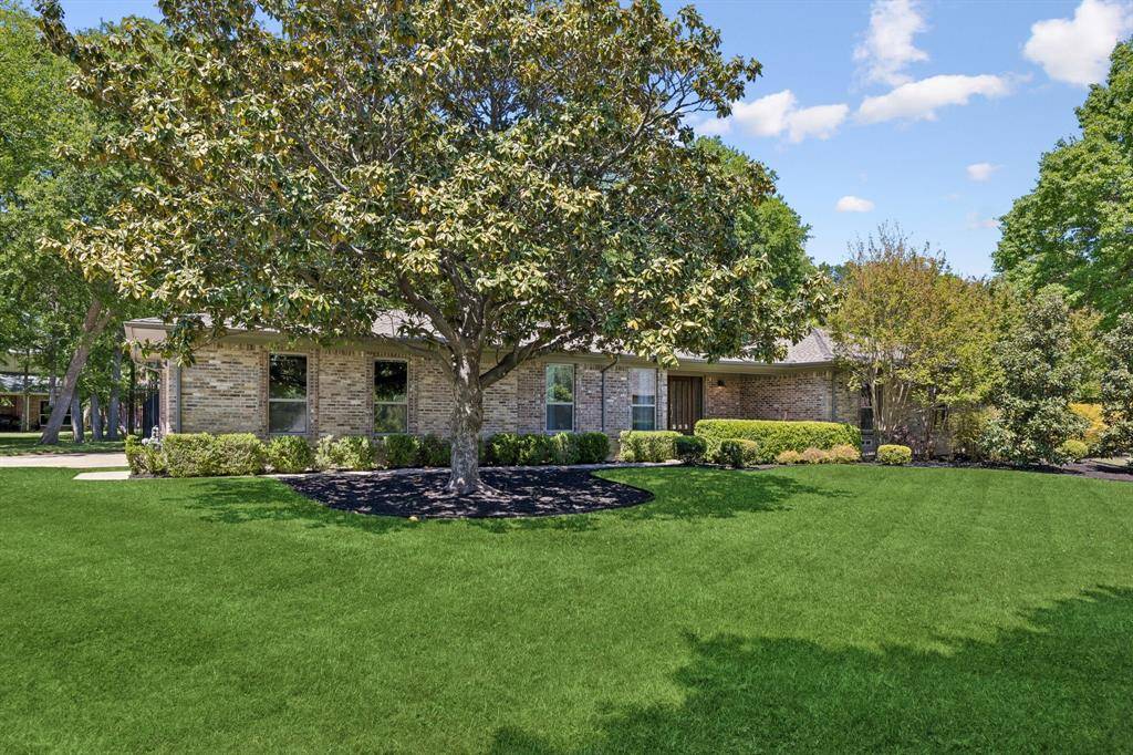 732 Creek Valley Court, Allen, TX 75002