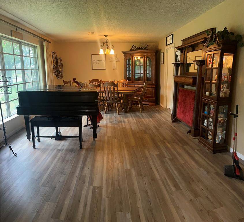 5501 Lake Charles Drive, Waco, TX 76710